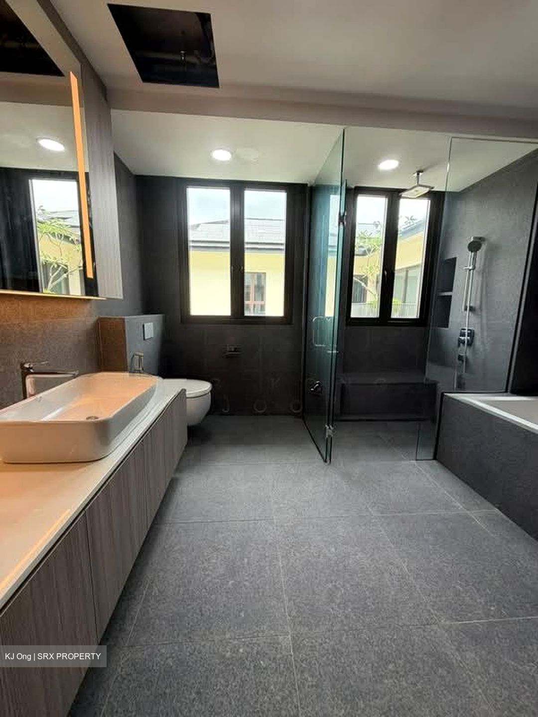 Fernhill Road (D10), Semi-Detached #576750831